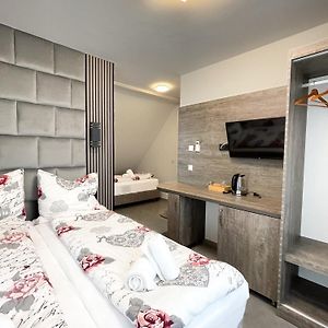 Private Bathroom Triple Room